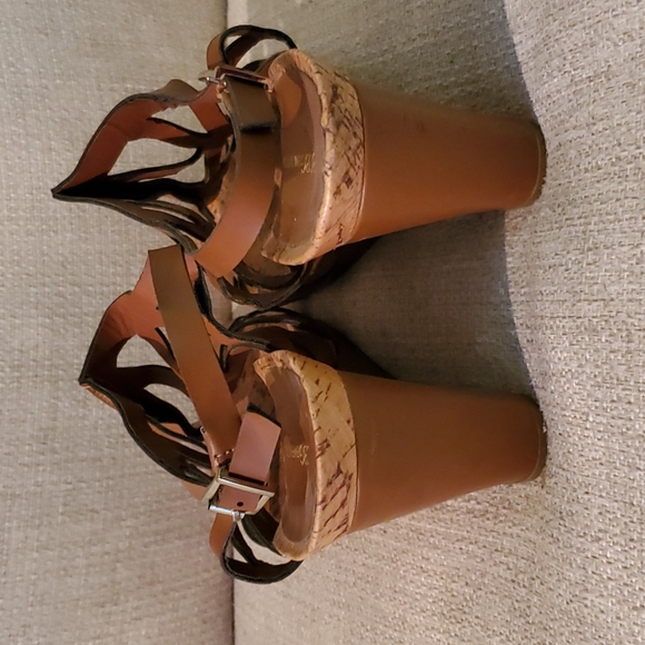 Woman's 4 inch Brown Wedge Sandals - Picture 4 of 4